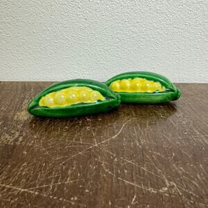 Japan Vintage Porcelain CORN small salt and pepper shakers‎